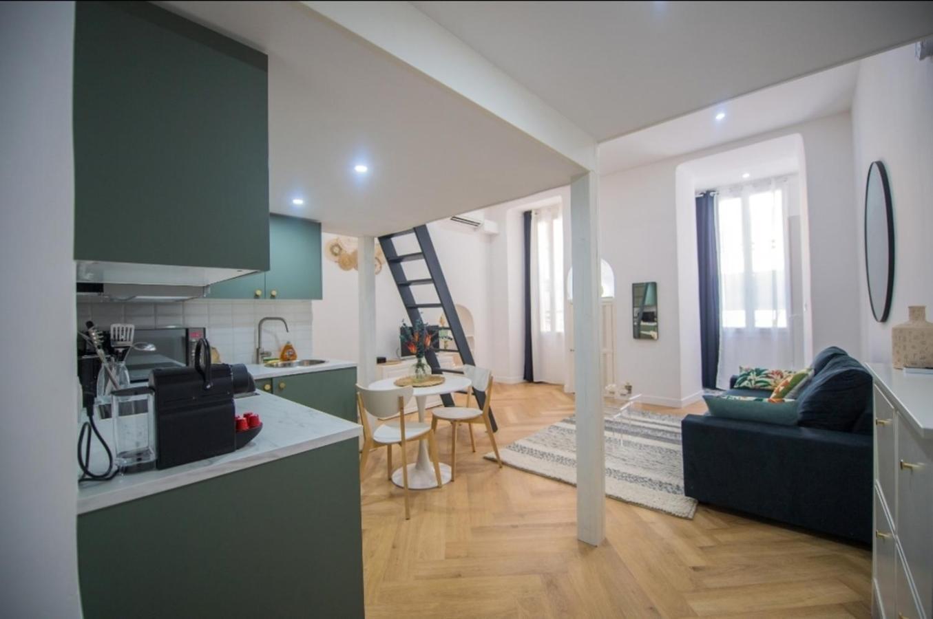 ניס Studio Elegant 4 Couchages Front De Mer Clim Parking Privatif Wifi מראה חיצוני תמונה